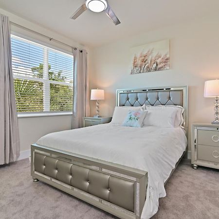 New 2022 Spacious&Tranquil Townhouse Near Disney - 4Br - 3Fb オーランド エクステリア 写真
