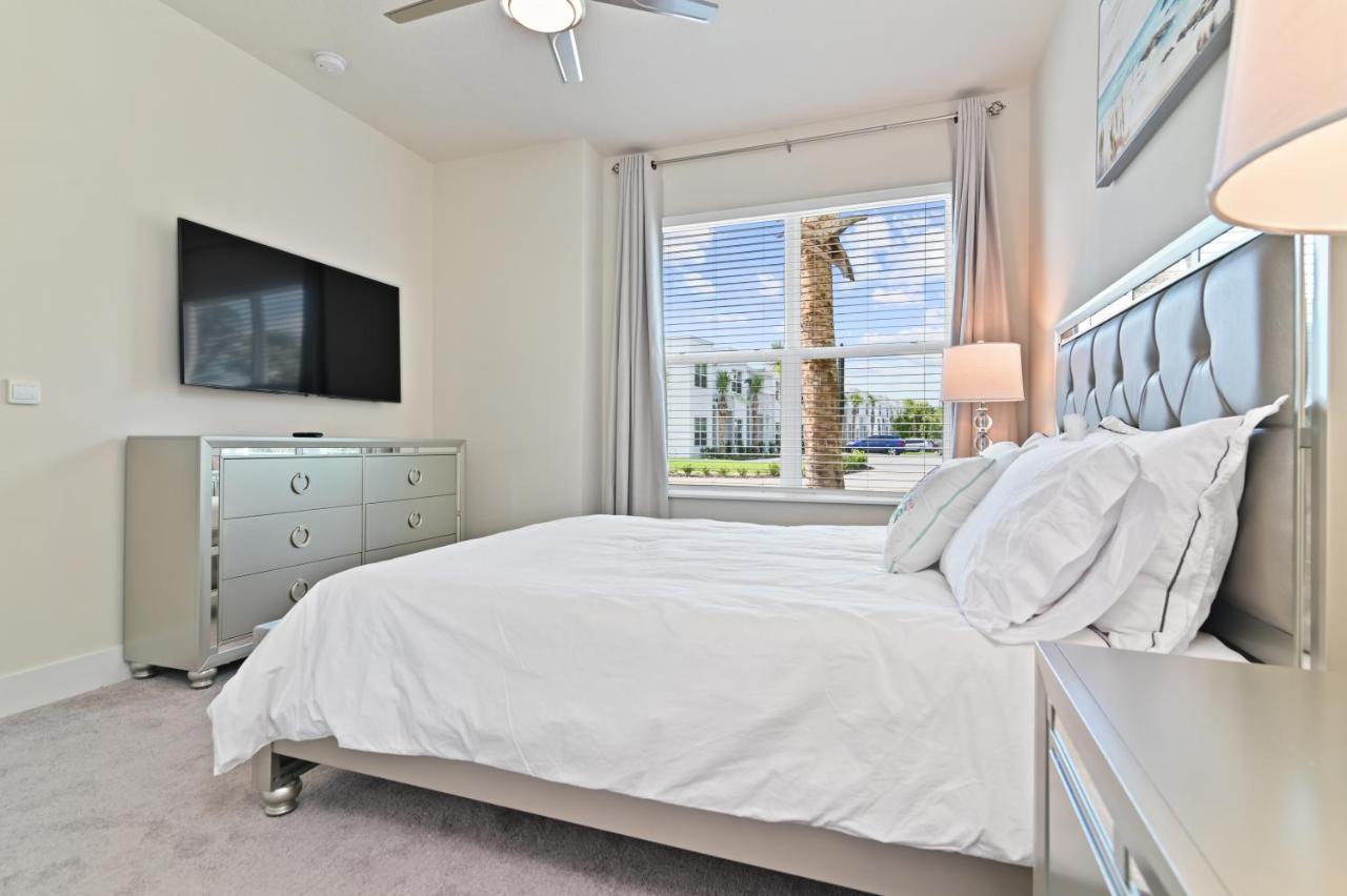 New 2022 Spacious&Tranquil Townhouse Near Disney - 4Br - 3Fb オーランド エクステリア 写真