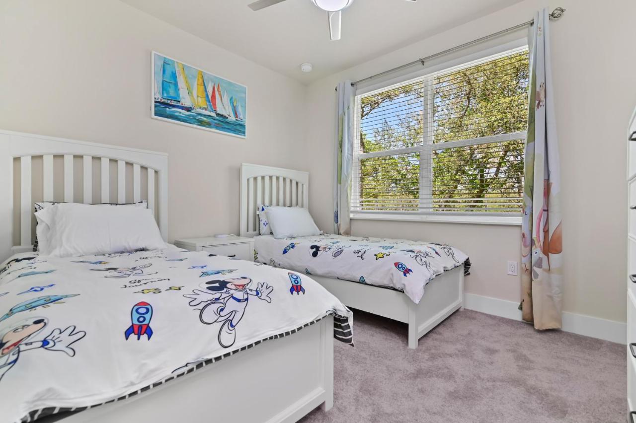 New 2022 Spacious&Tranquil Townhouse Near Disney - 4Br - 3Fb オーランド エクステリア 写真