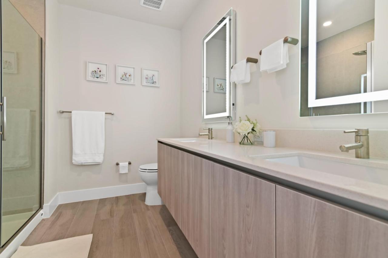 New 2022 Spacious&Tranquil Townhouse Near Disney - 4Br - 3Fb オーランド エクステリア 写真